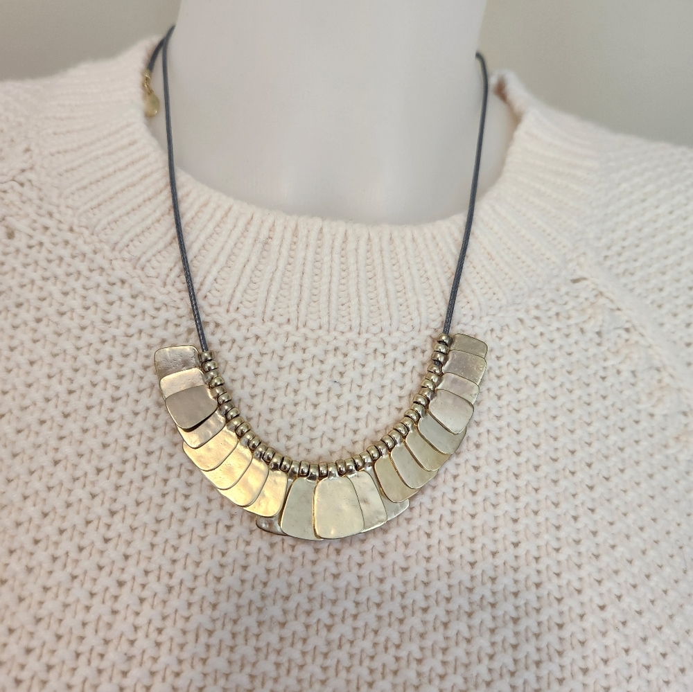 Gold tone necklace